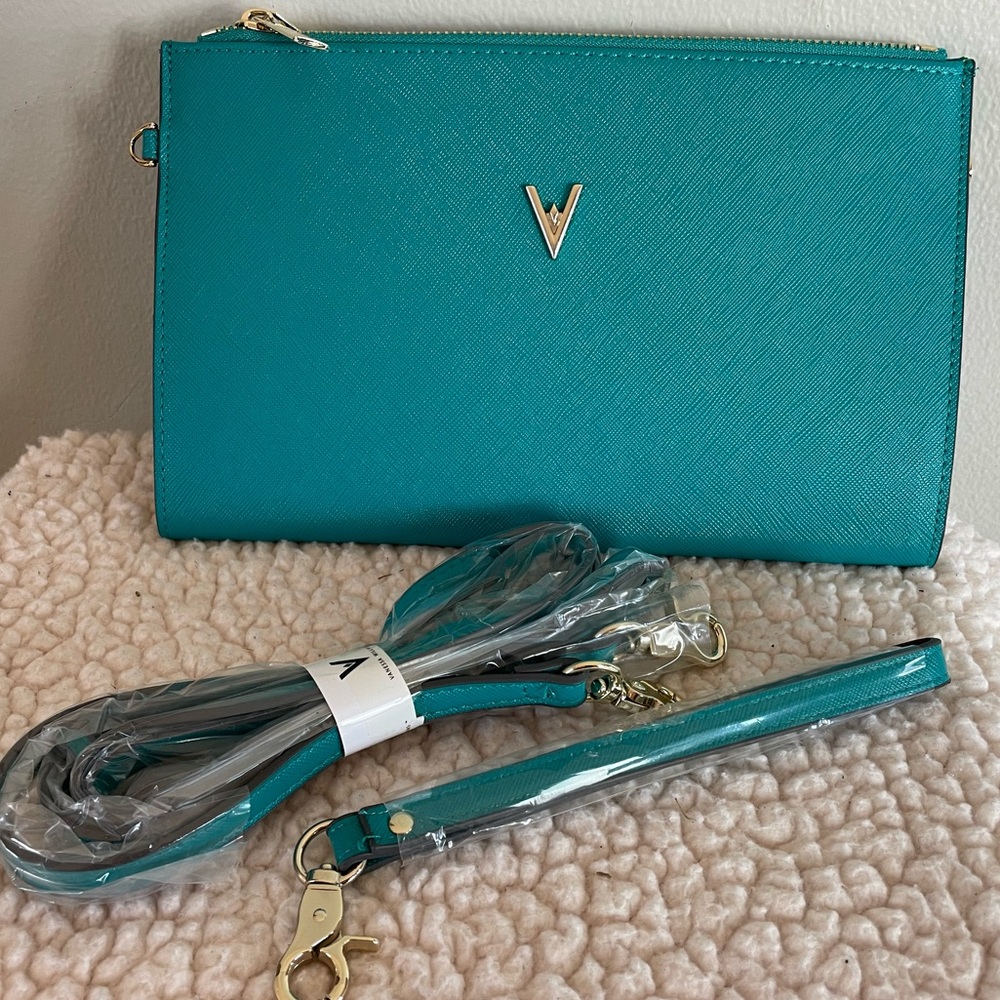 Vanessa Williams Lush Clutch purse